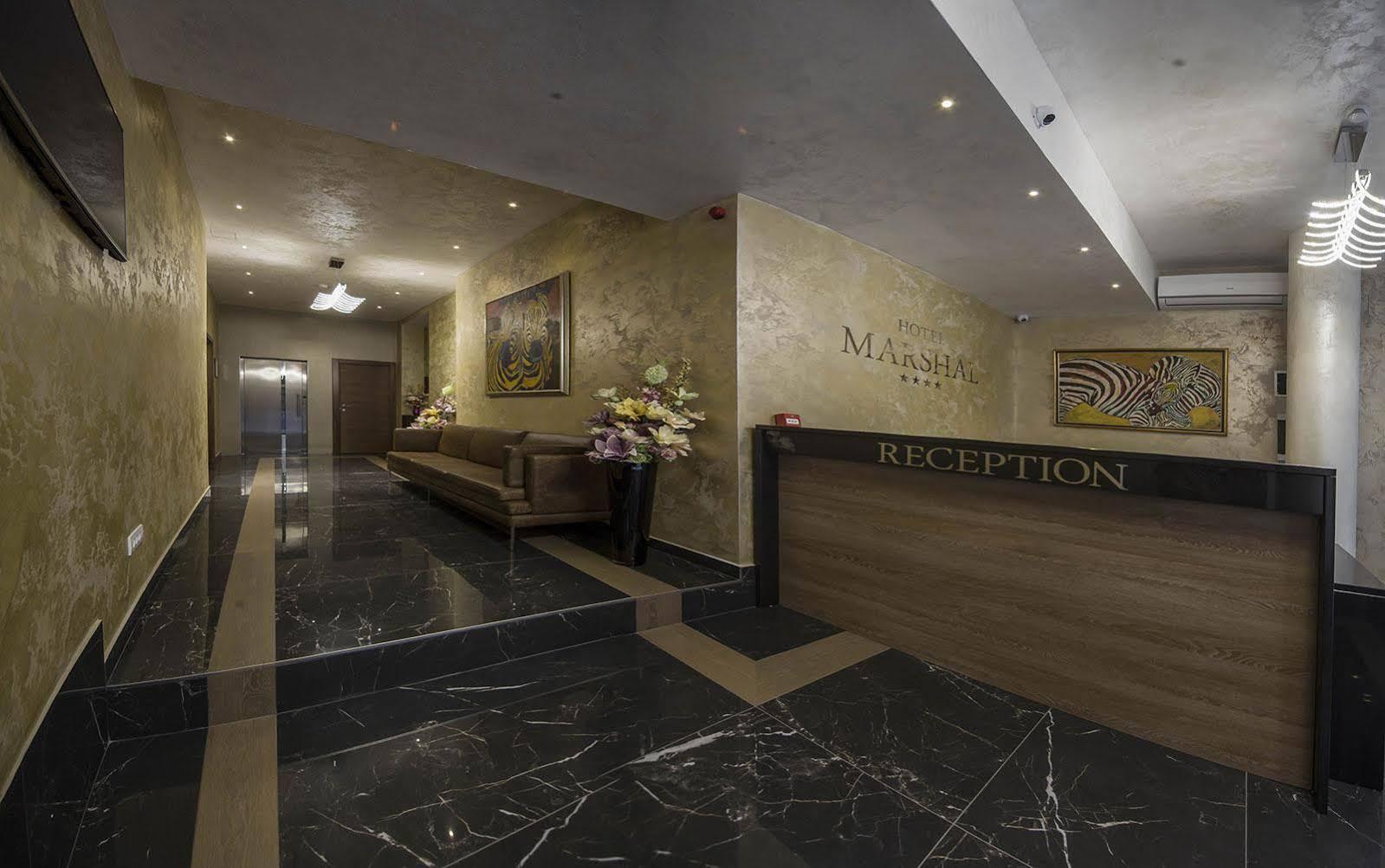 Hotel Marshal Garni Белград Экстерьер фото