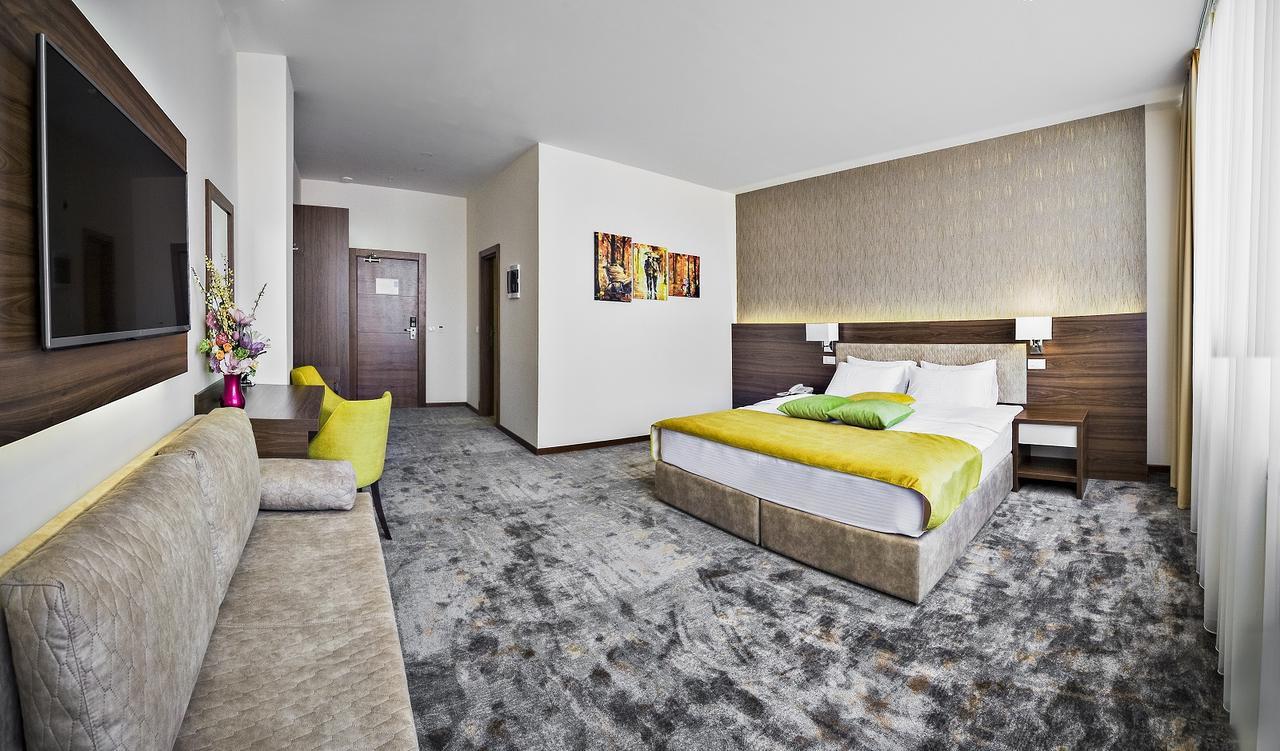 Hotel Marshal Garni Белград Экстерьер фото